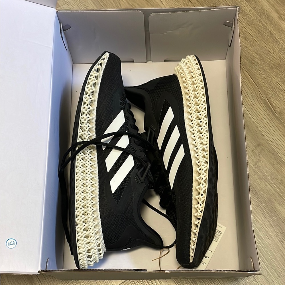 Adidas 4DFWD running shoes